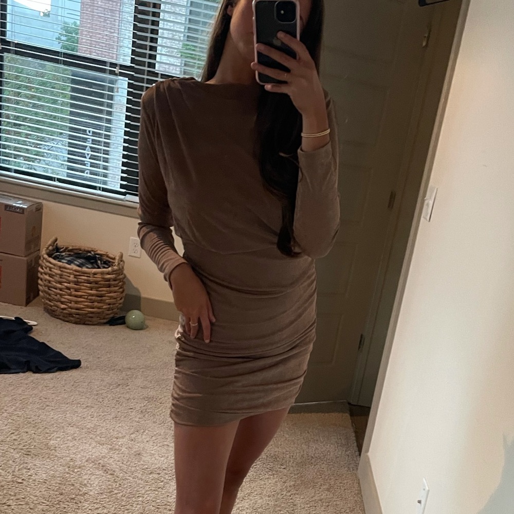 Guest of wedding dress